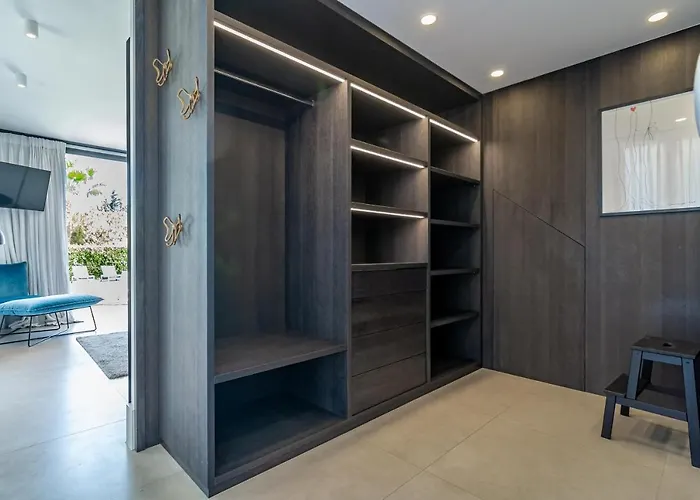Tuscany 别墅 *